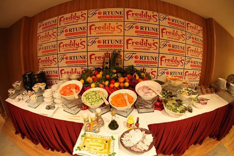 Saffron Boutique Hotel Дубай 4*,  ОАЭ