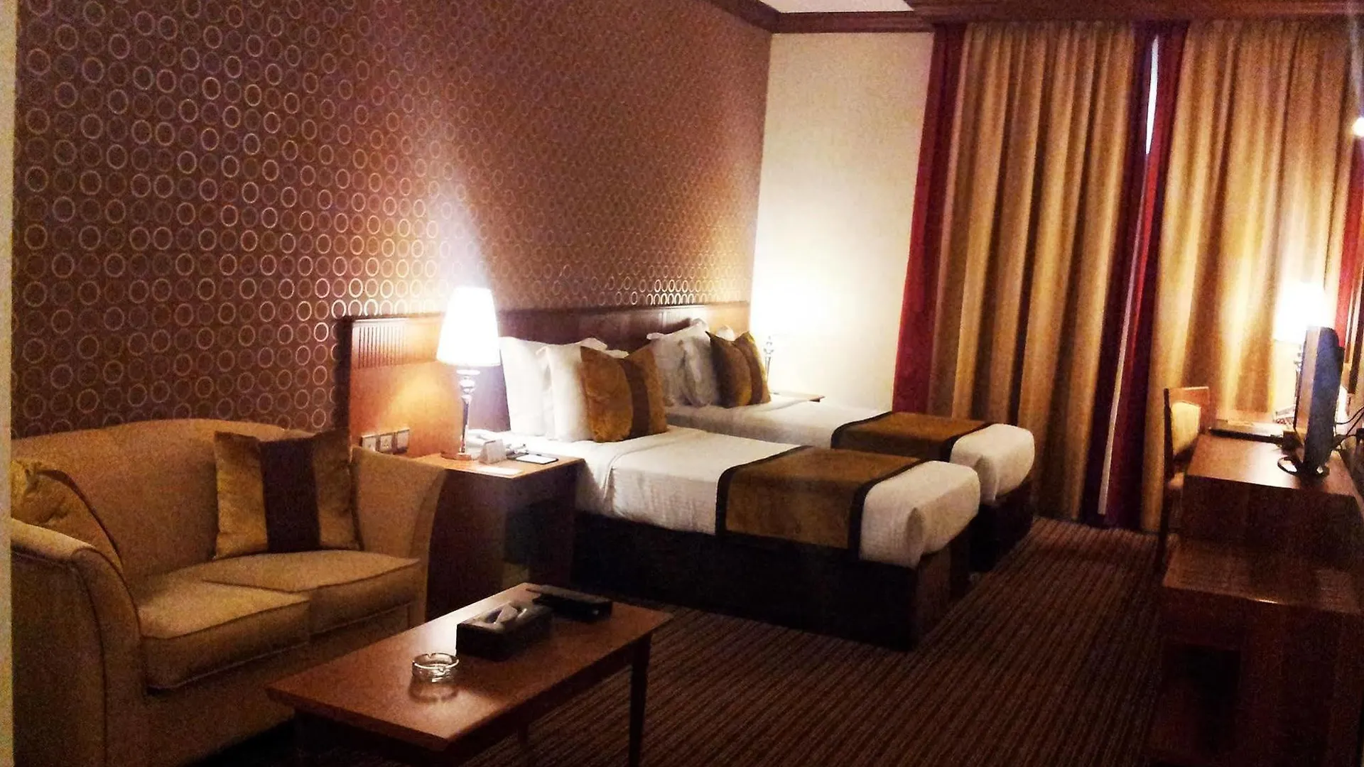 Saffron Boutique Hotel Дубай